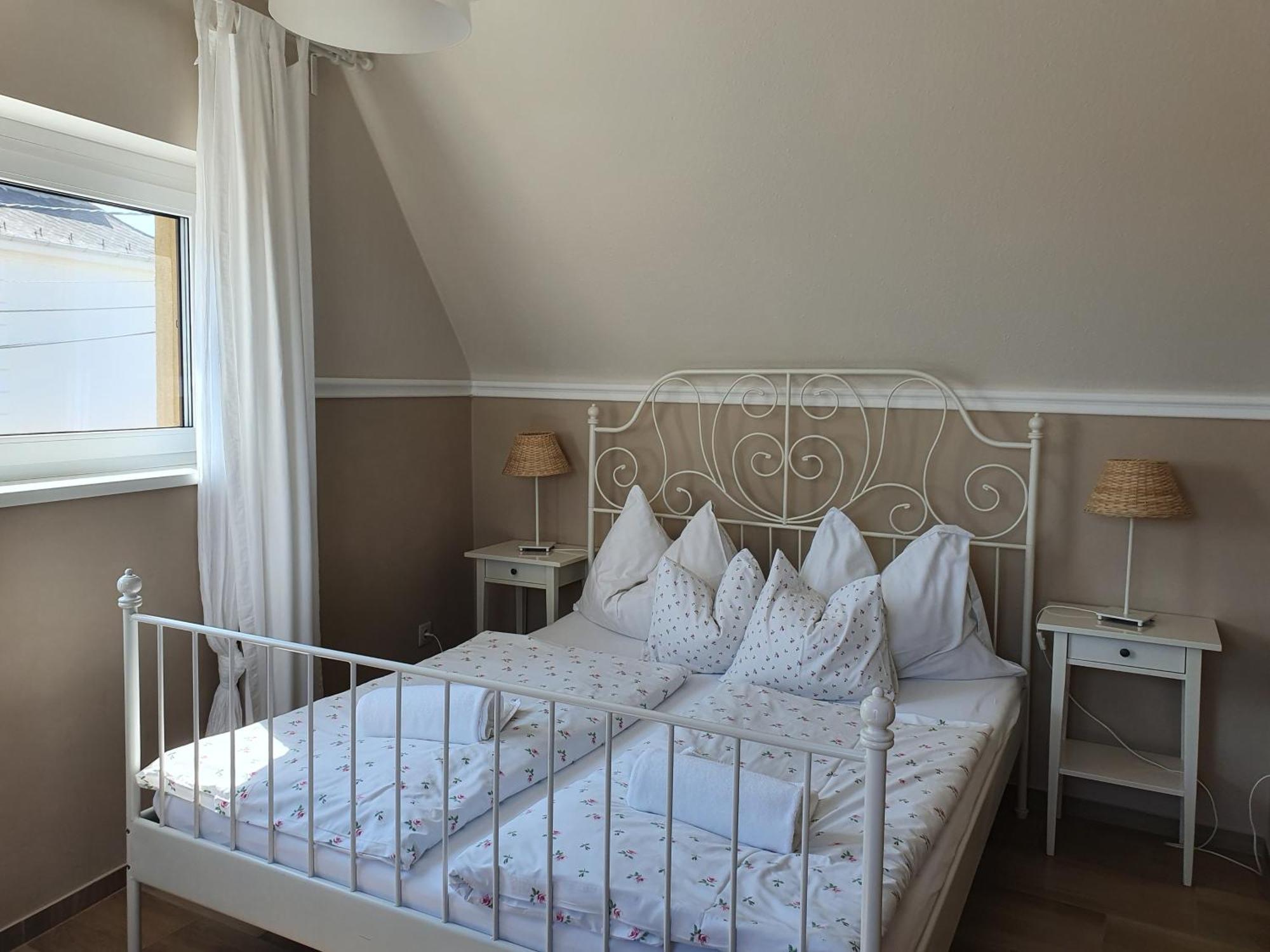 Huber Panzio Bed and Breakfast Fertőrákos Εξωτερικό φωτογραφία
