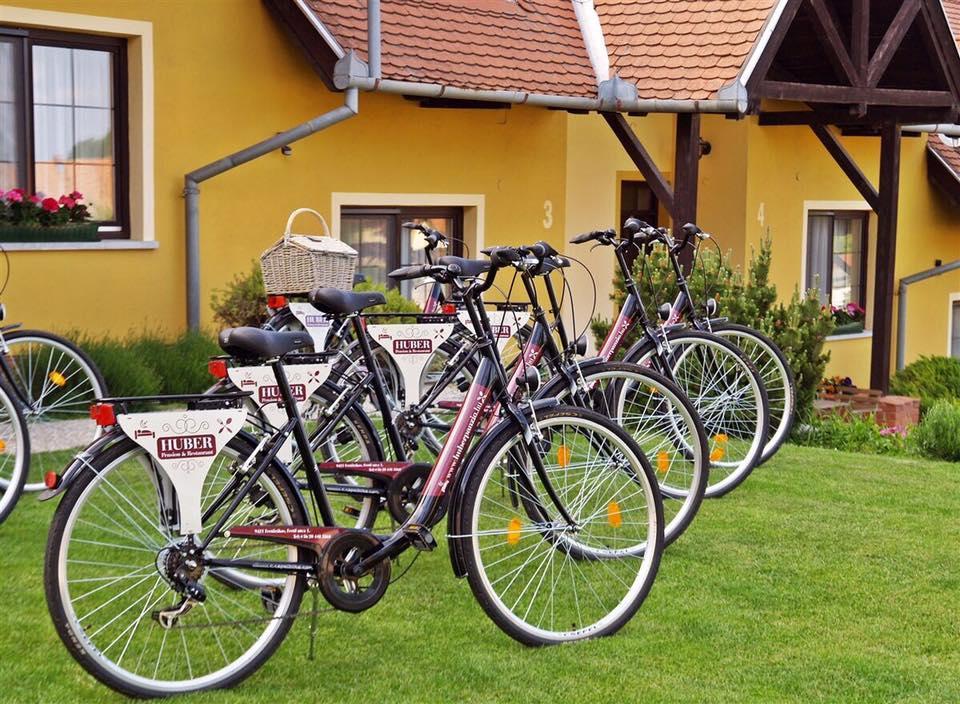 Huber Panzio Bed and Breakfast Fertőrákos Εξωτερικό φωτογραφία